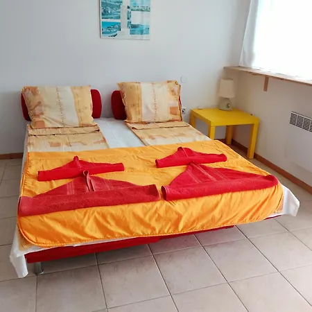 6 Treti Mart Street 2 Floor South Kemping Primorsko